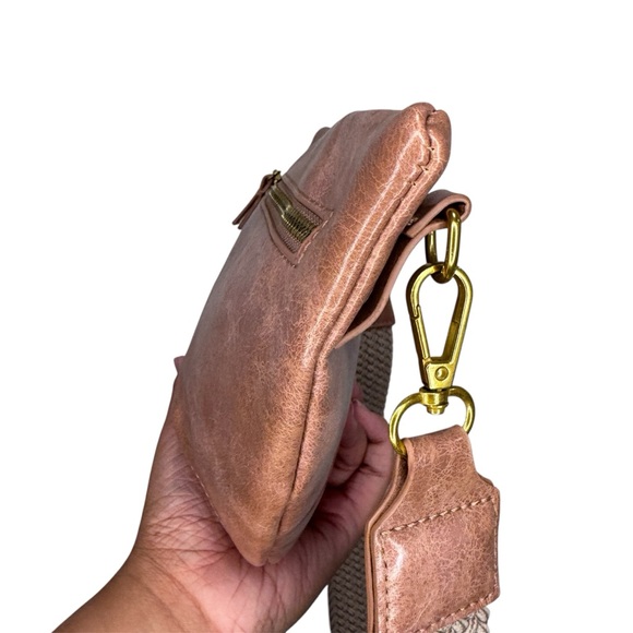 NWOT Anthropologie Ada Vegan Leather Crossbody Belt Convertible Bag Brown/Blush - Picture 11 of 12
